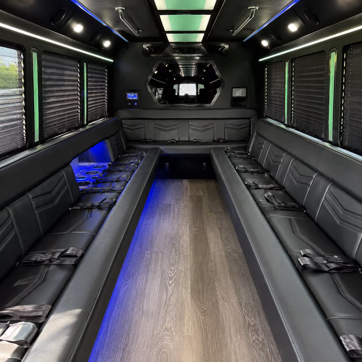 Rent a Bus to Dickies Arena