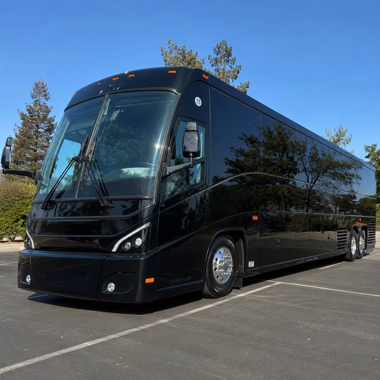 40-56 Passenger Charter Bus Exterior