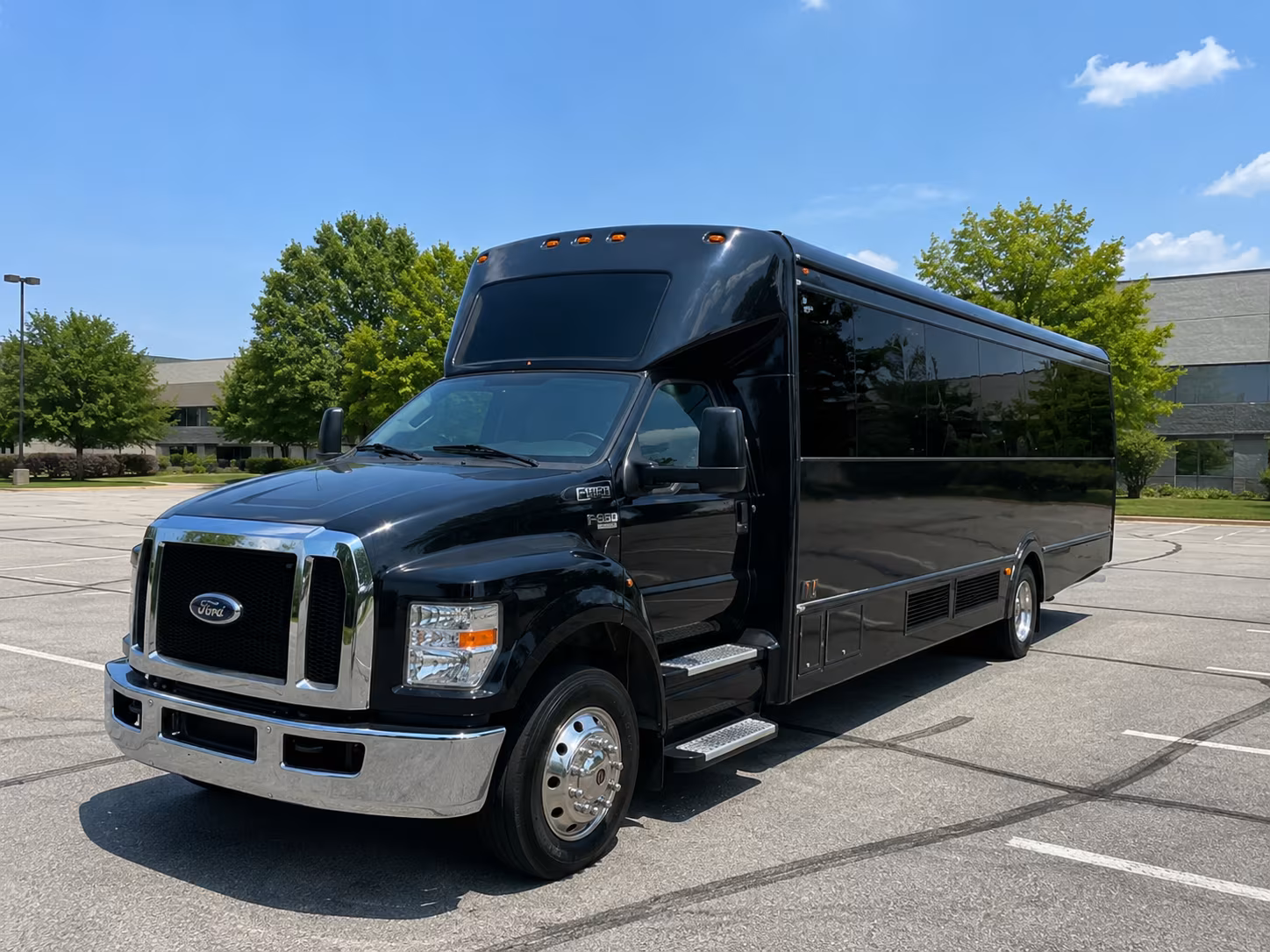 Fort Worth Birthday, Sweet 16, & Quinceañera Transportation party bus exterior