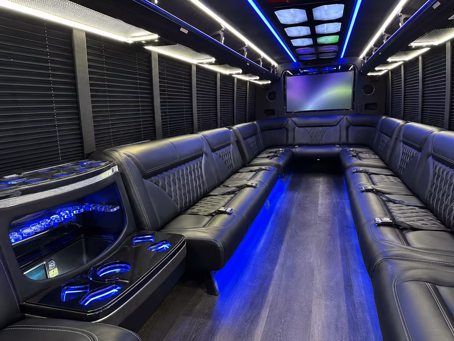 Fort Worth Birthday, Sweet 16, & Quinceañera Transportation party bus exterior