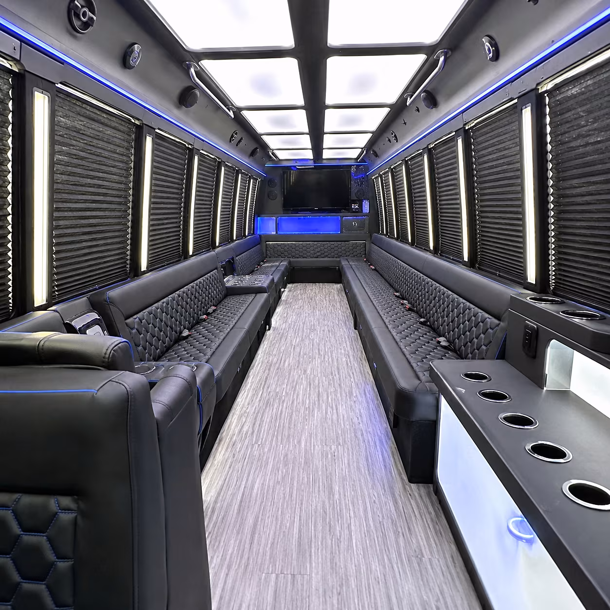Fort Worth Birthday, Sweet 16, & Quinceañera Transportation group transportation