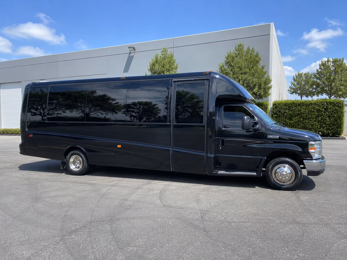Fort Worth Birthday, Sweet 16, & Quinceañera Transportation party bus interior
