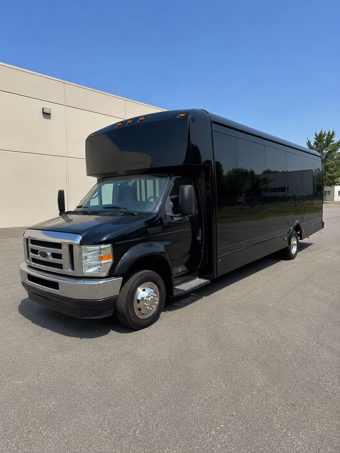 Fort Worth Winery Tour & Pub Crawl Transportation party bus interior