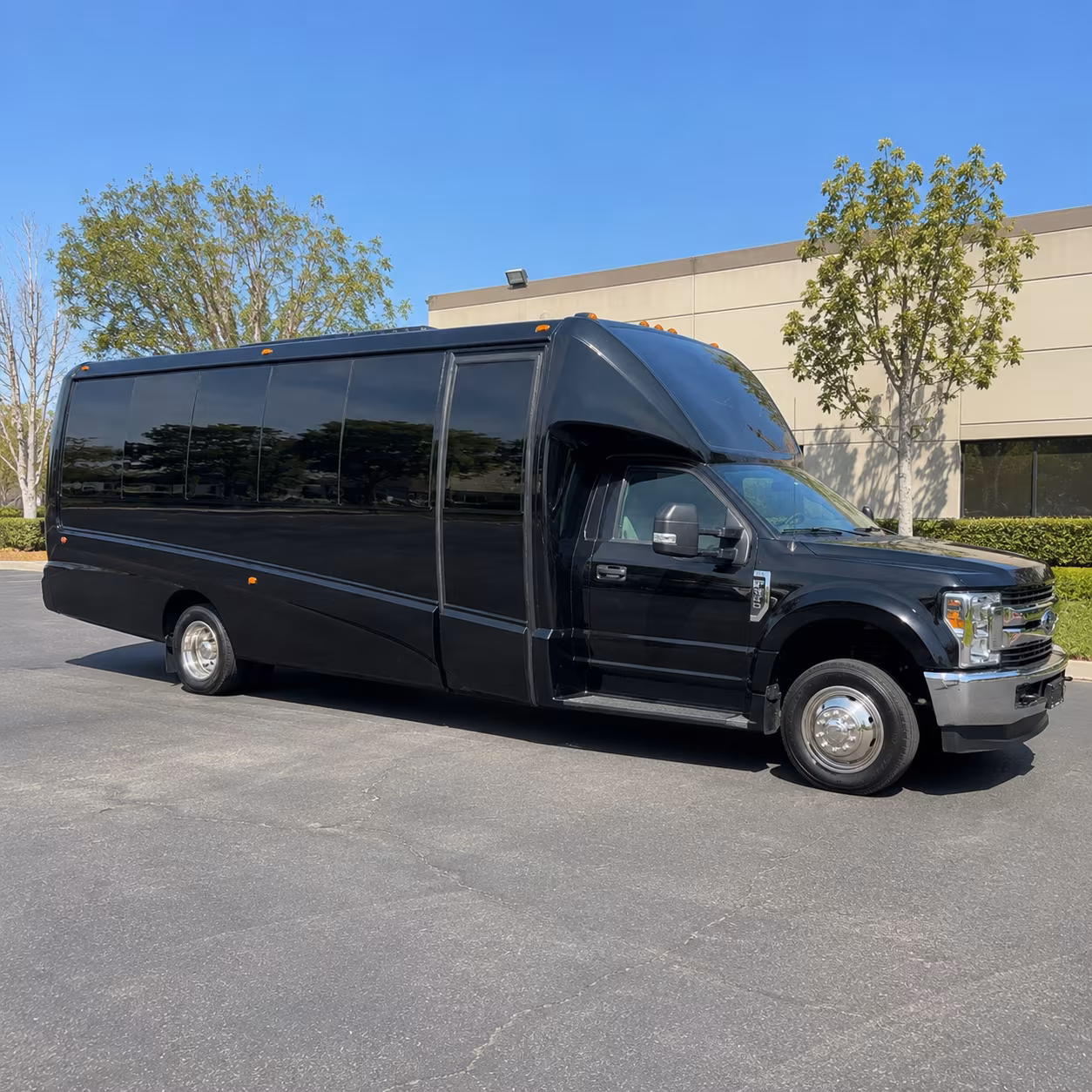 North Richland Hills Winery Tour & Pub Crawl Transportation