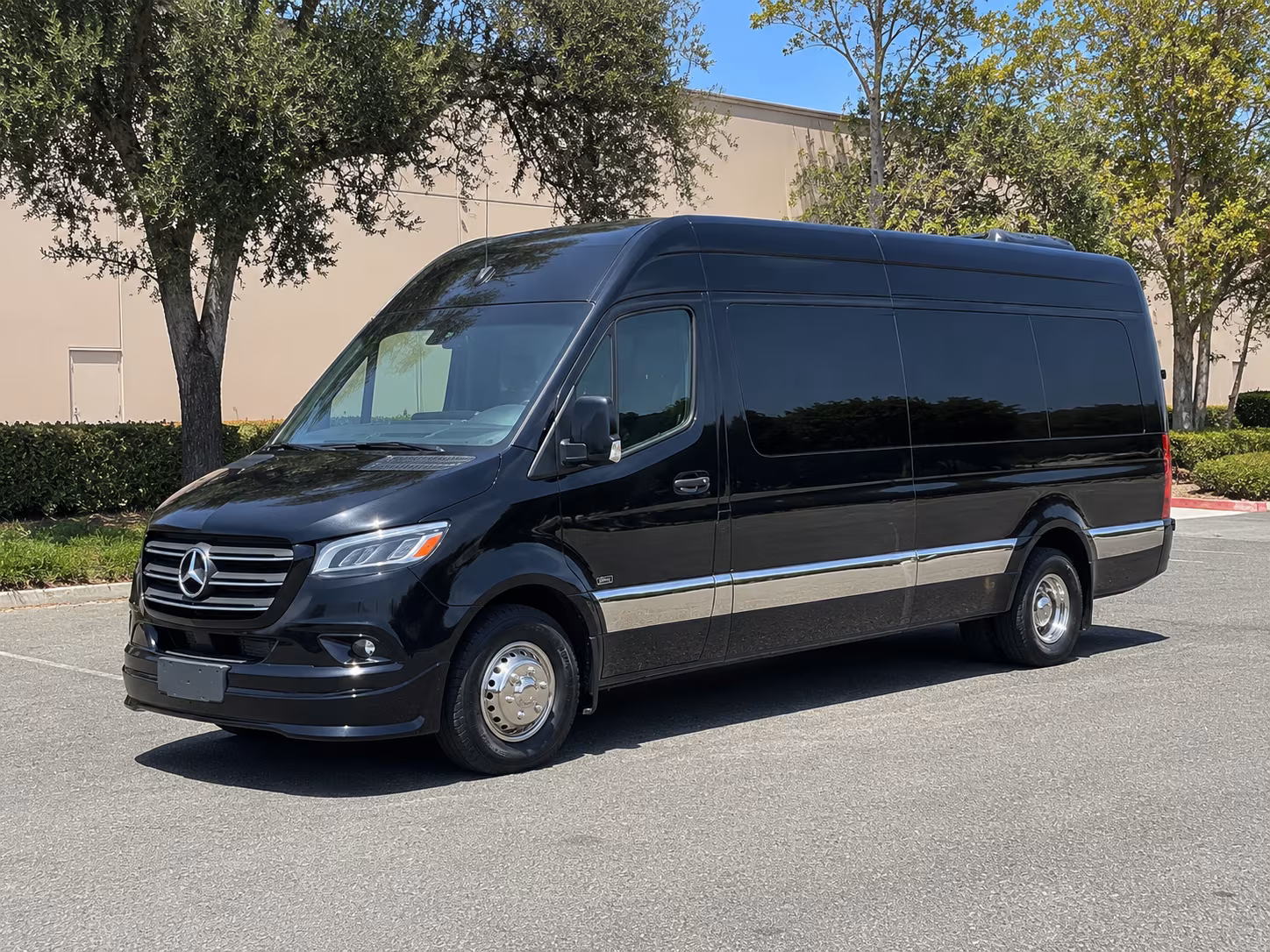 14 Passenger Sprinter Limo Exterior